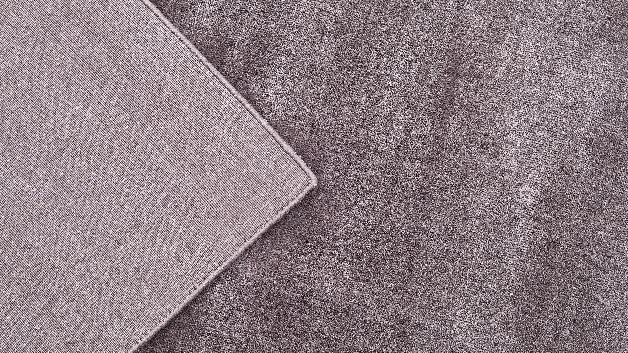 фото ковра PURE GRAY-TAUPE от магазина HandsGallery