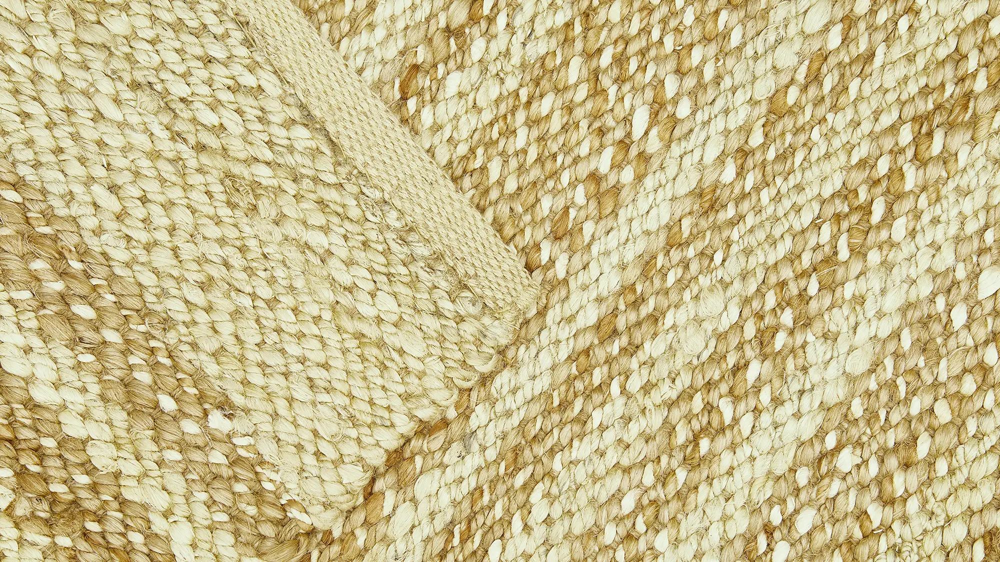 фото ковра DHURRIE Cloud White/Natural от магазина HandsGallery