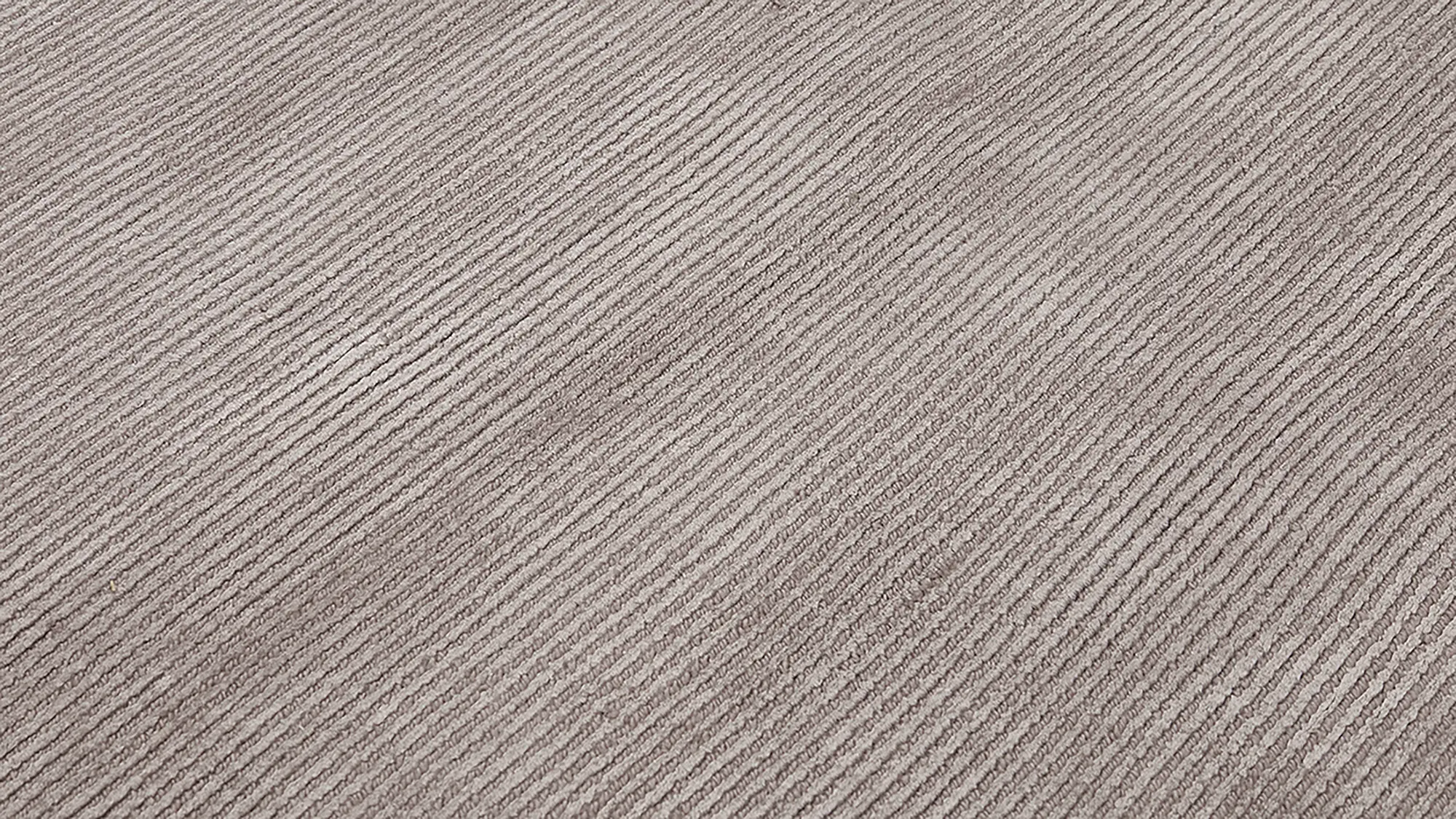 фото ковра PURE SIL от магазина HandsGallery