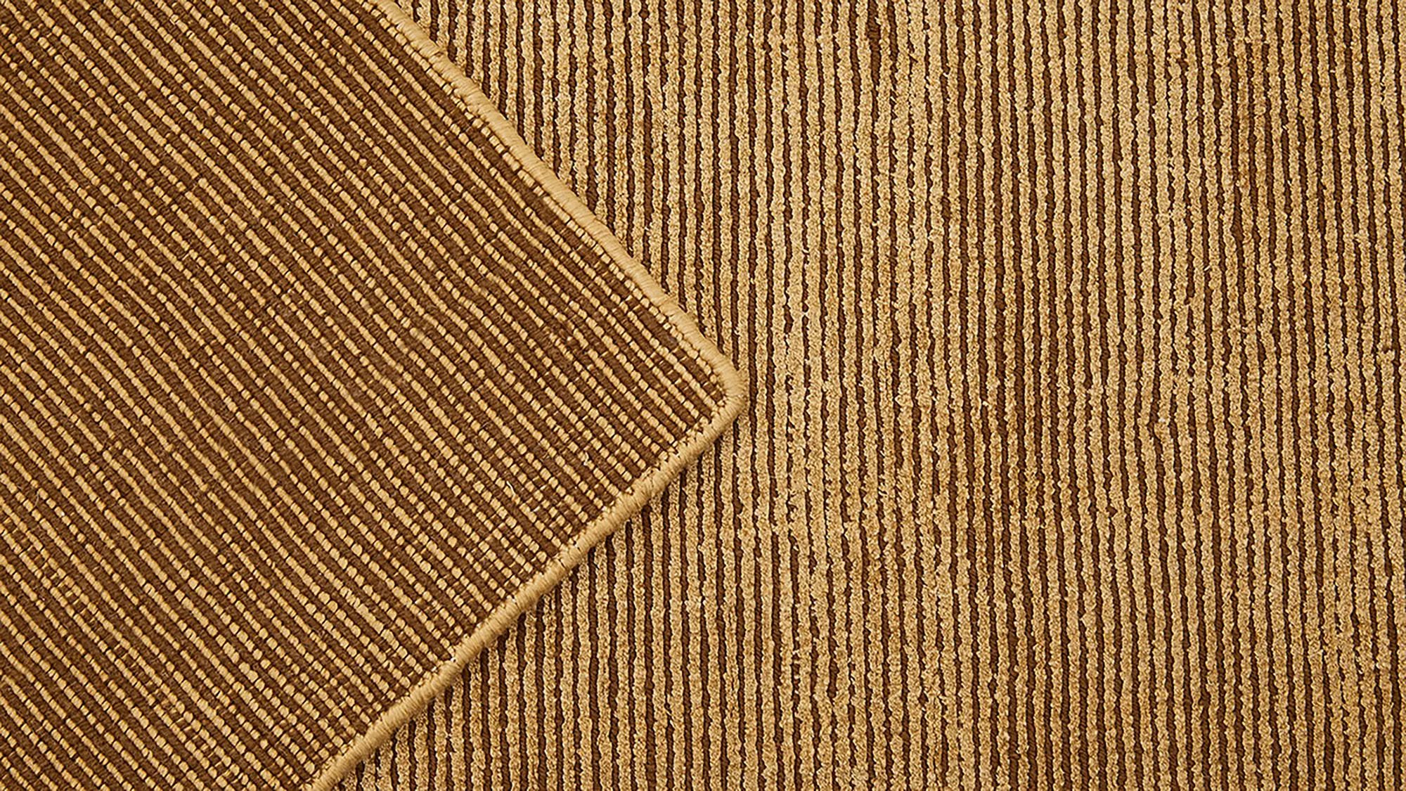 фото ковра PURE GOLD от магазина HandsGallery