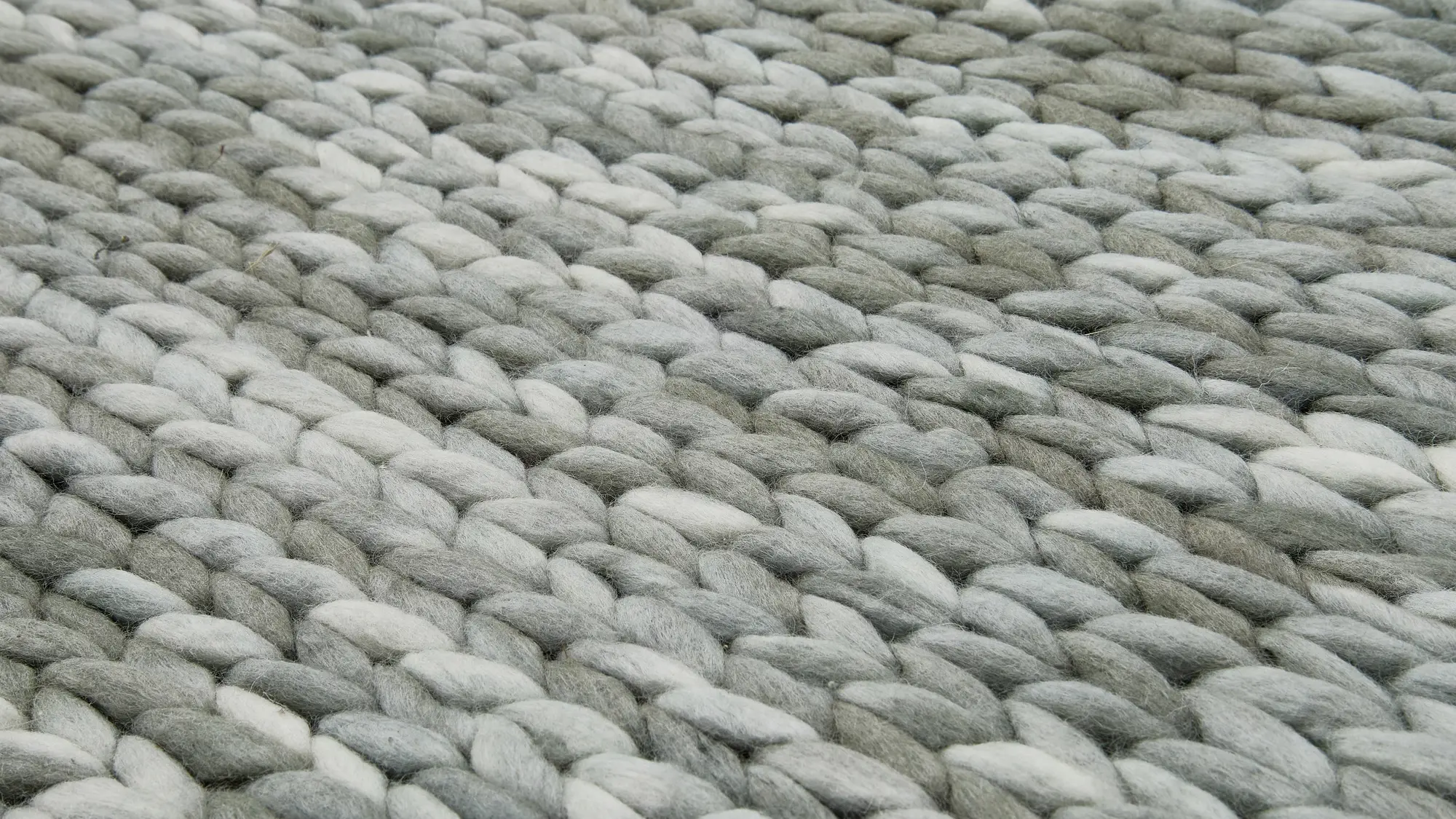 фото ковра HEDEBY NZ Wool grey от магазина HandsGallery