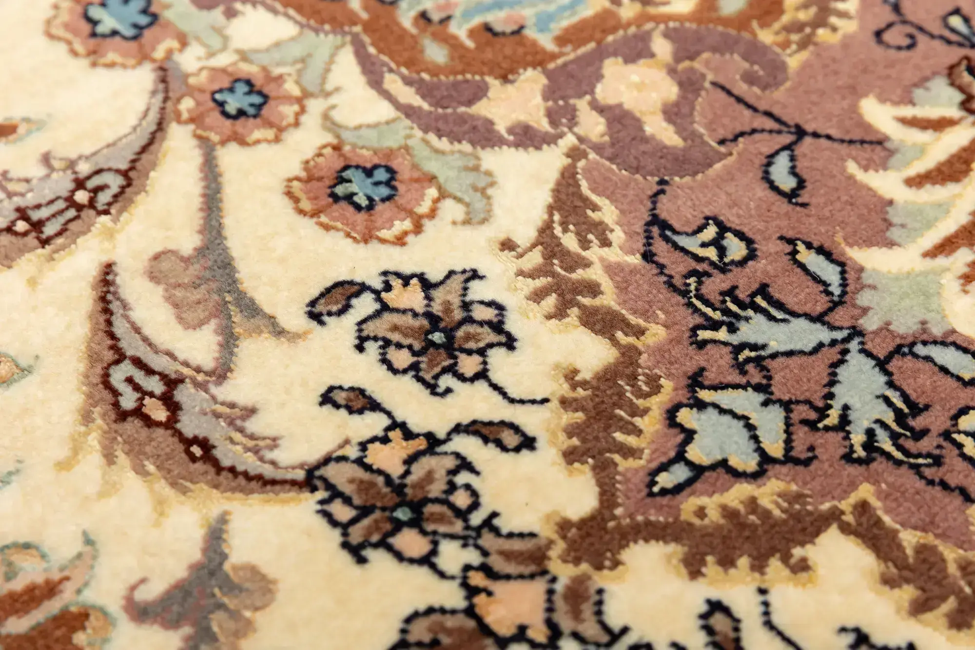 фото ковра TIMELESS Tabriz (Chiva)13-25813 от магазина HandsGallery