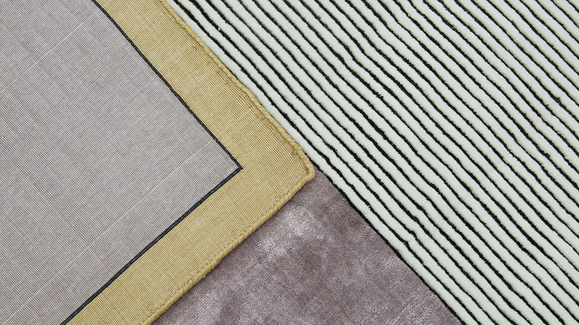 фото ковра GEOMETRIA BLACK/GOLD от магазина HandsGallery