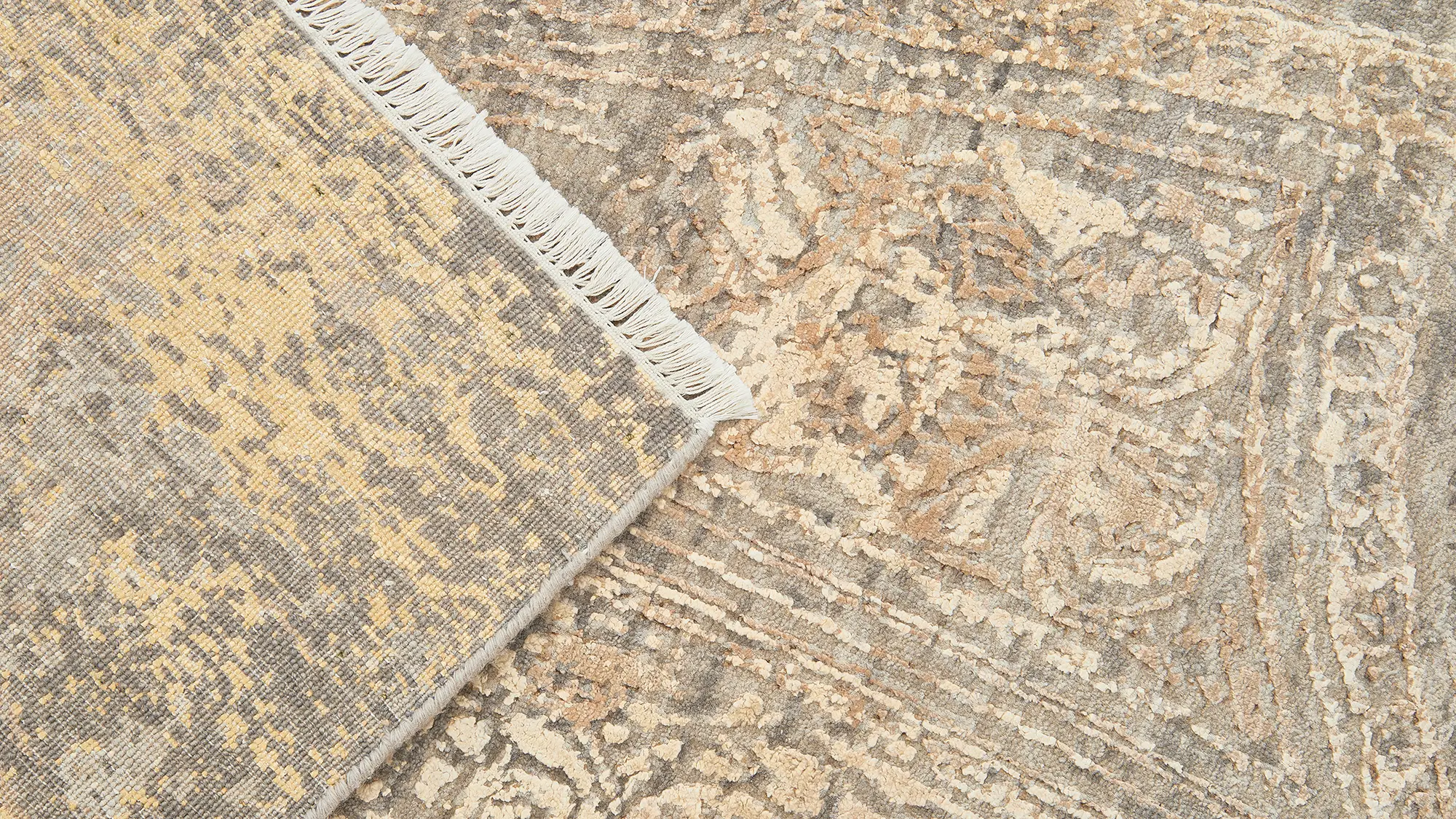 фото ковра HERITAGE ED-24 Grey Gold от магазина HandsGallery