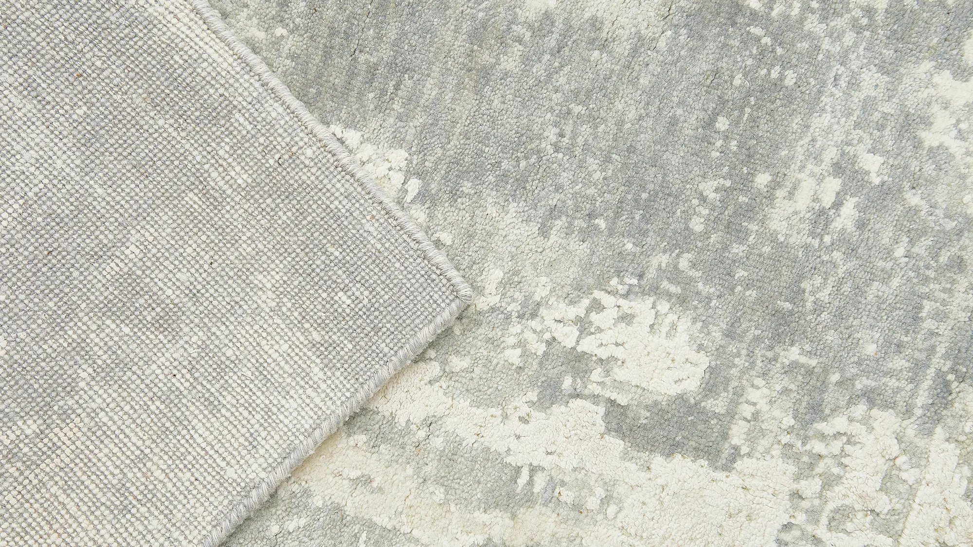 фото ковра ABSTRACTIO RSR-038 Silver-Mist от магазина HandsGallery