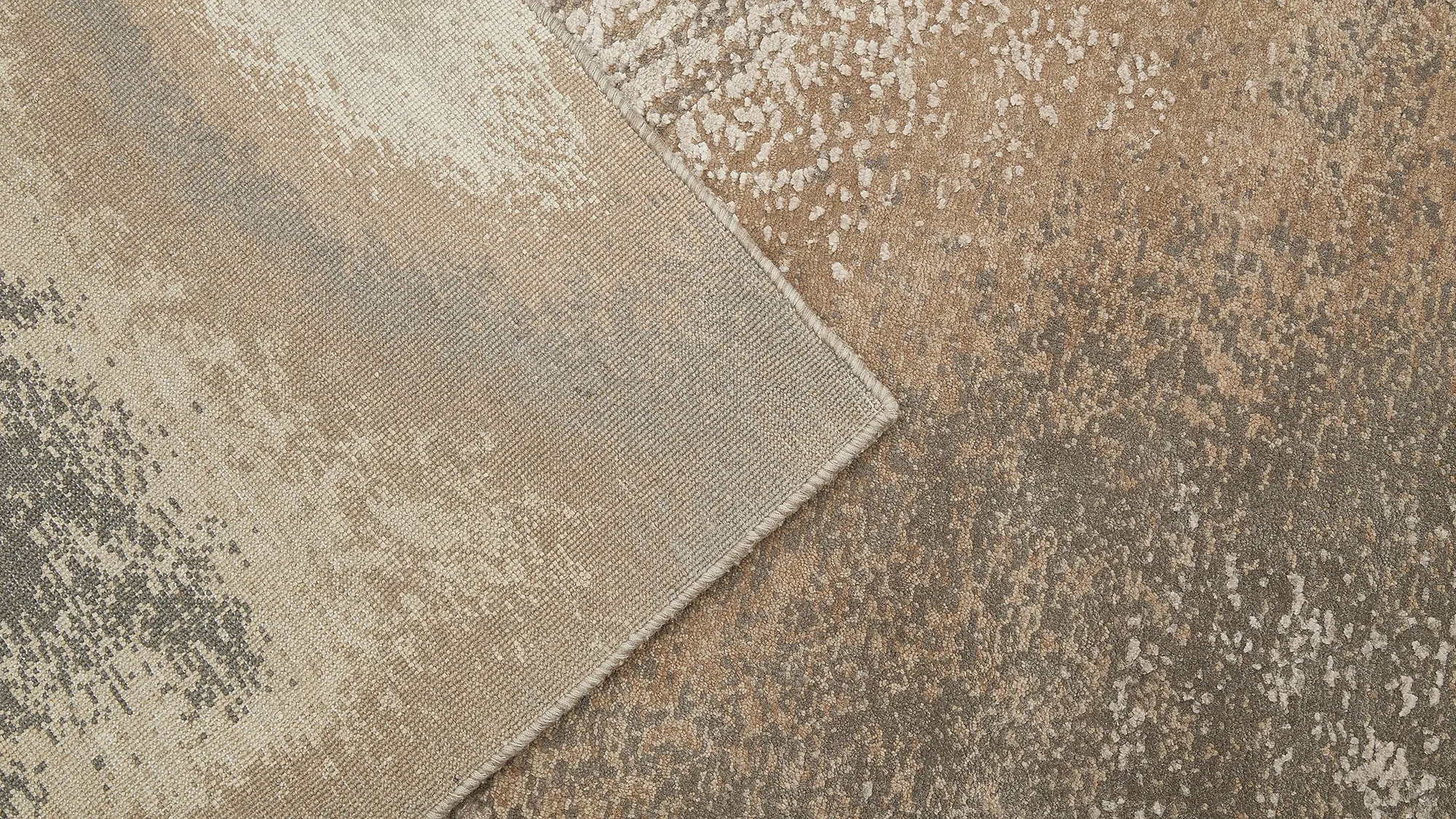фото ковра ABSTRACTIO GRS-111 Taupe Camel от магазина HandsGallery