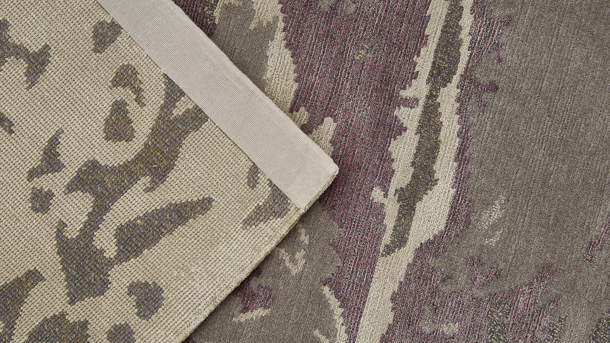 фото ковра ABSTRACTIO CARPET#31 от магазина HandsGallery