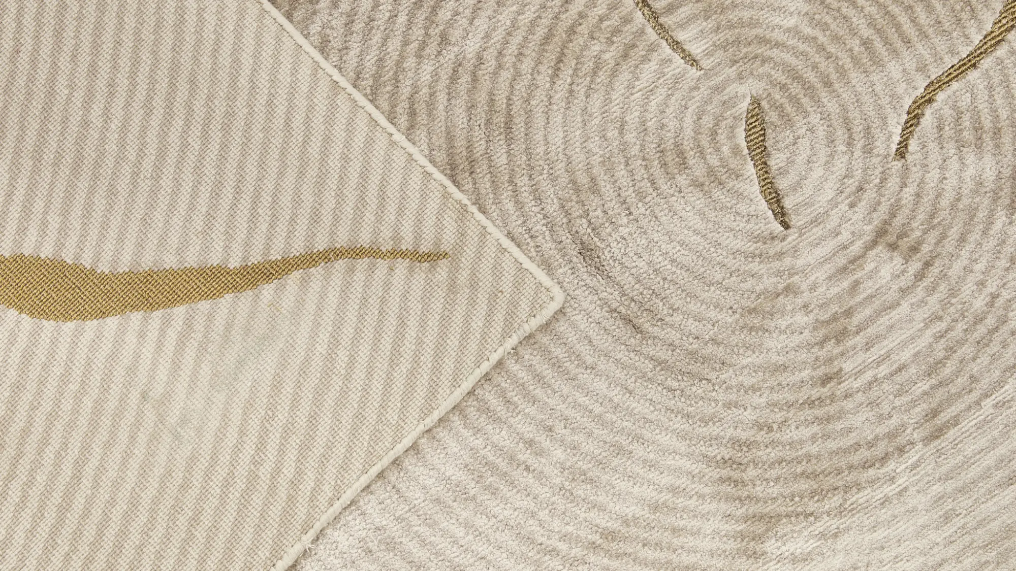 фото ковра ABSTRACTIO White Sand/Marble от магазина HandsGallery