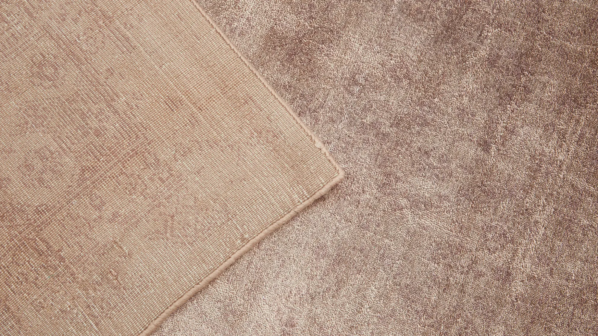 фото ковра HERITAGE Gray Brown/Autumn Purple от магазина HandsGallery