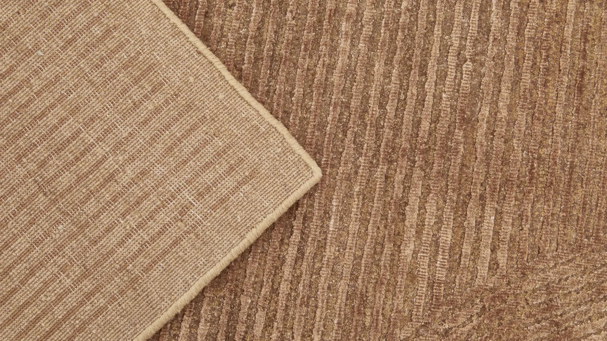 фото ковра GEOMETRIA Light Peach/Cumin от магазина HandsGallery